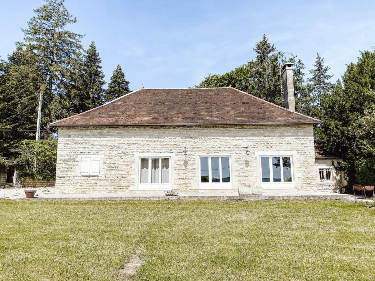 Penzion Le Val Suzenay Vendeuvre-sur-Barse Exteriér fotografie